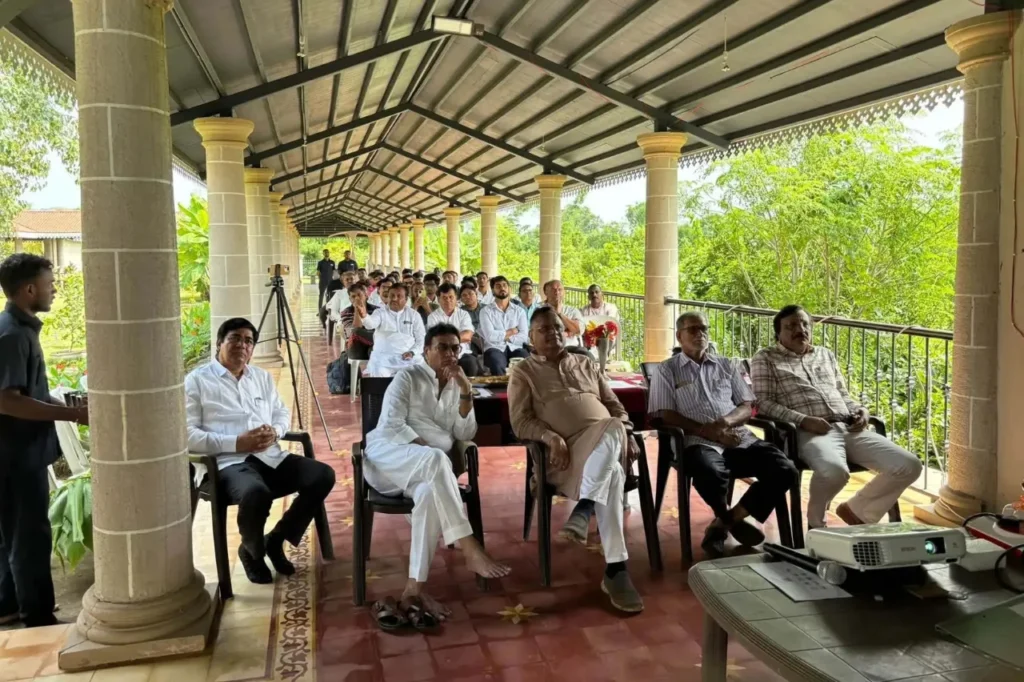 अस्मिता इन्स्टिट्यूट ऑफ ऑर्गेनिक अँड नॅचरल फार्मिंग (AIONF) च्या वतीने आयोजित मोफत सेंद्रिय व नैसर्गिक शेती मार्गदर्शन शिबिराचा शुभारंभ