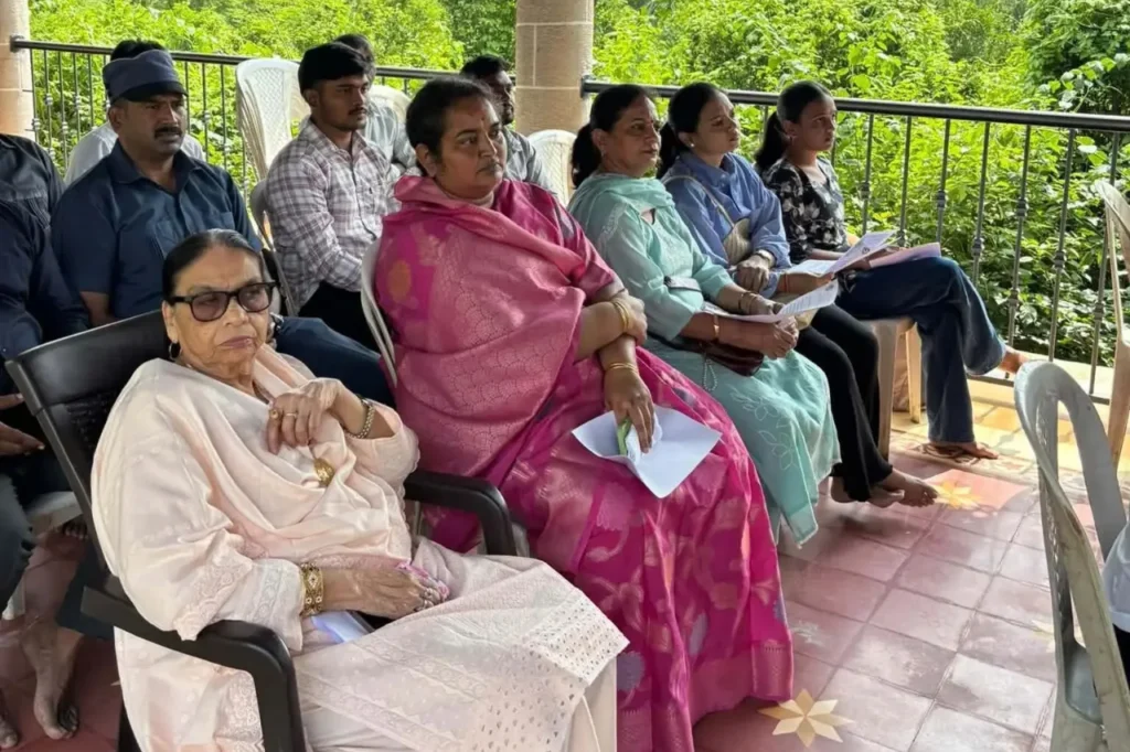 अस्मिता इन्स्टिट्यूट ऑफ ऑर्गेनिक अँड नॅचरल फार्मिंग (AIONF) च्या वतीने आयोजित मोफत सेंद्रिय व नैसर्गिक शेती मार्गदर्शन शिबिराचा शुभारंभ