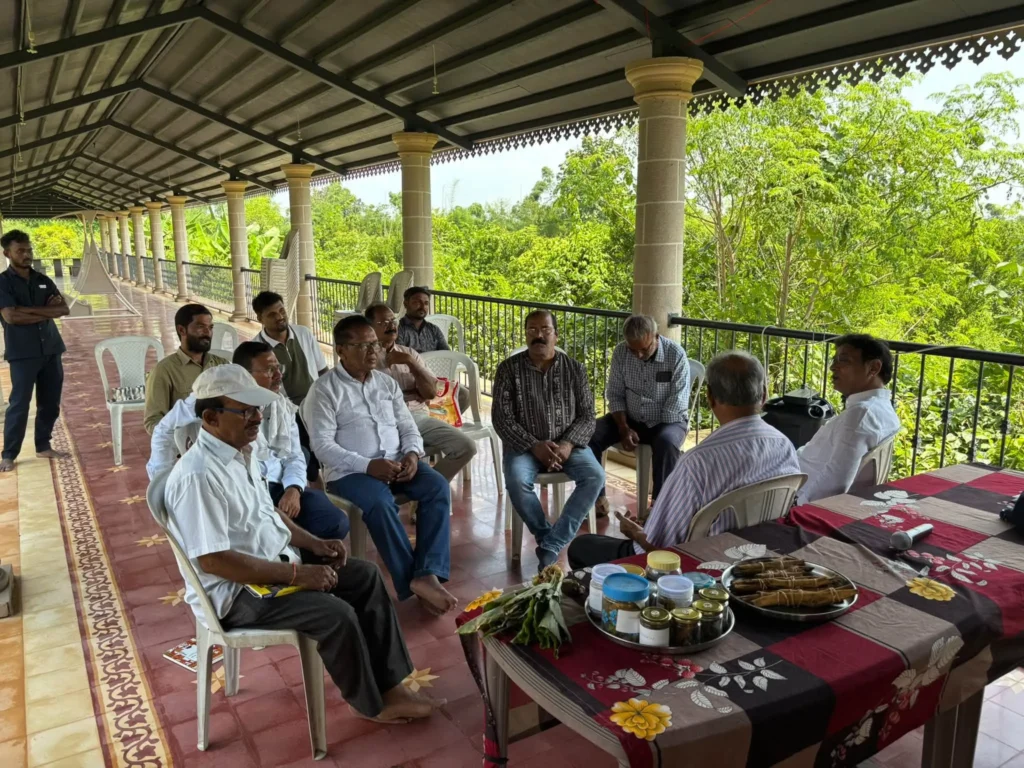 अस्मिता इन्स्टिट्यूट ऑफ ऑर्गेनिक अँड नॅचरल फार्मिंग (AIONF) तर्फे आयोजित मोफत सेंद्रिय व नैसर्गिक शेती मार्गदर्शन शिबिर दुसरा दिवस प्रशिक्षण सत्र