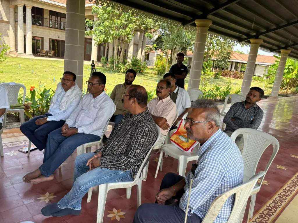 अस्मिता इन्स्टिट्यूट ऑफ ऑर्गेनिक अँड नॅचरल फार्मिंग (AIONF) तर्फे आयोजित मोफत सेंद्रिय व नैसर्गिक शेती मार्गदर्शन शिबिर दुसरा दिवस प्रशिक्षण सत्र
