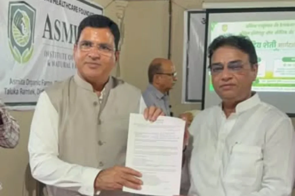 ‘नेटिव्ह बायोडायव्हर्सिटी ग्रीन कॉरिडॉर’ विकसित करण्याचा प्रस्ताव महाराष्ट्राचे राज्यमंत्री मा. ना. आशिष जयस्वाल जी यांच्याकडे निवेदनाद्वारे सादर करण्यात आला.