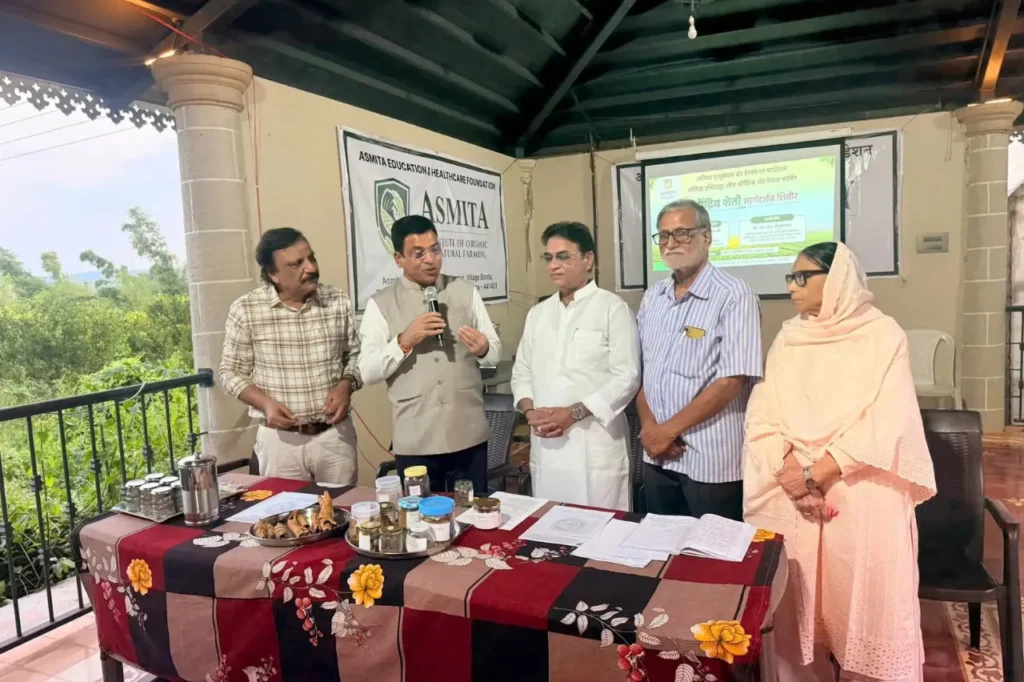 अस्मिता ऑर्गेनिक फार्मला महाराष्ट्राचे राज्यमंत्री मा. ना. आशिष जयस्वाल जी यांची सदिच्छा भेट