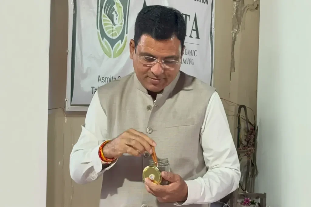 अस्मिता ऑर्गेनिक फार्मला महाराष्ट्राचे राज्यमंत्री मा. ना. आशिष जयस्वाल जी यांची सदिच्छा भेट